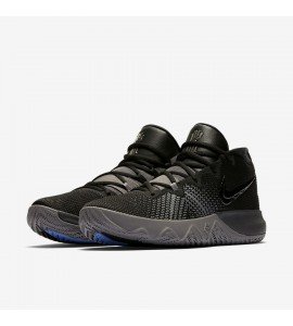KYRIE FLYTRAP