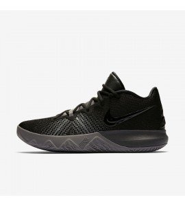 KYRIE FLYTRAP